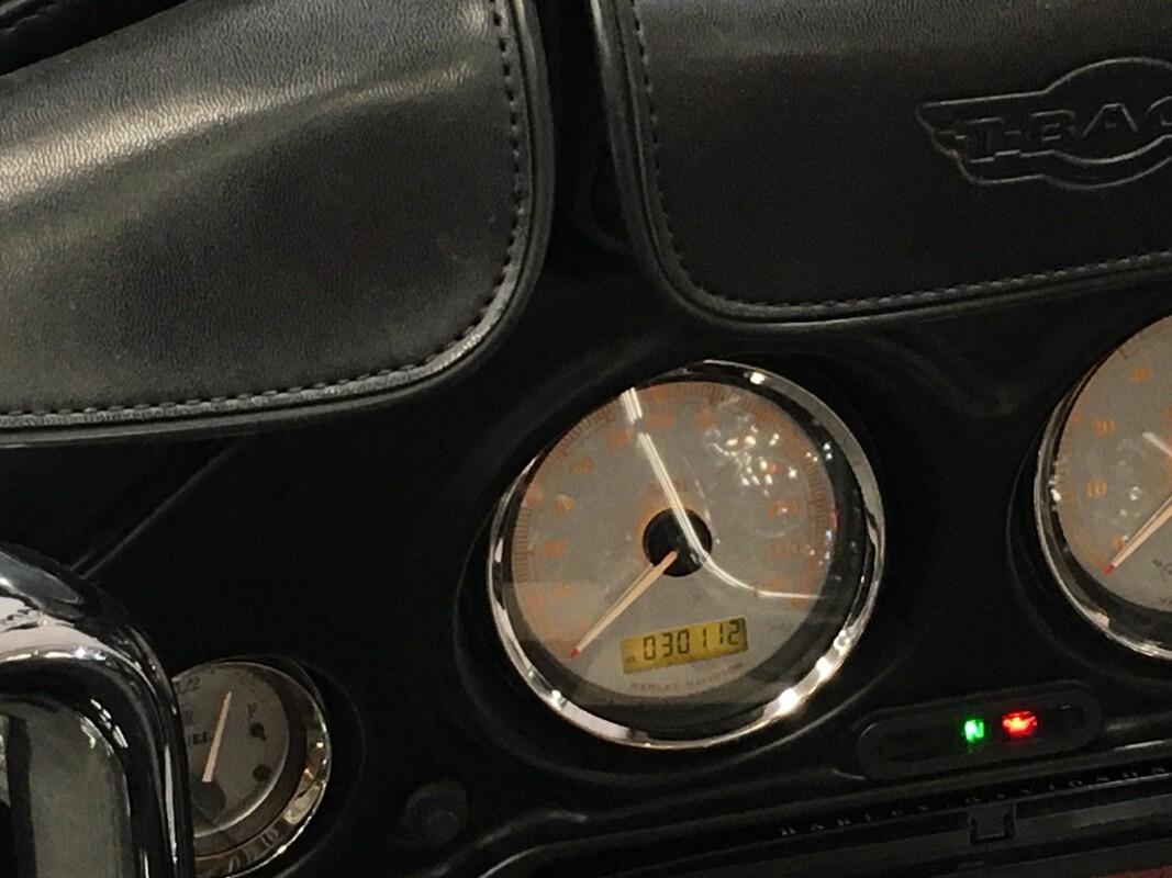 2010 Harley-Davidson Street Glide Black FLHX - Photo 5