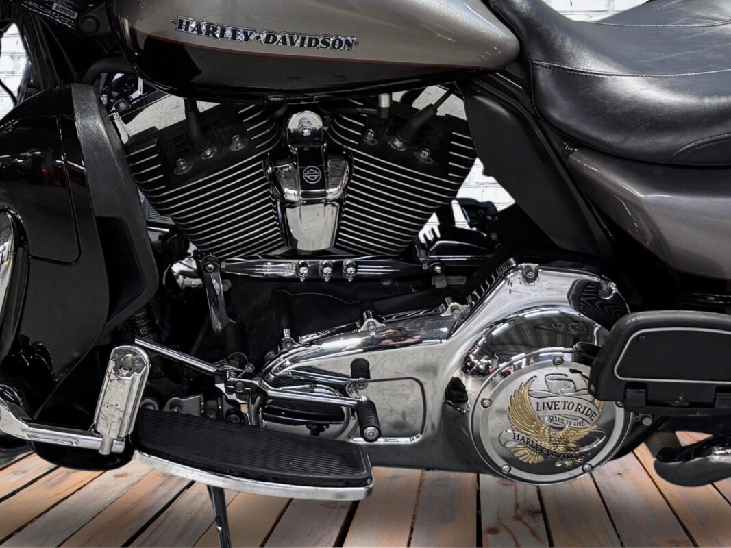 2016 Harley-Davidson Electra Glide Ultra Classic Billet Silver - Photo 7