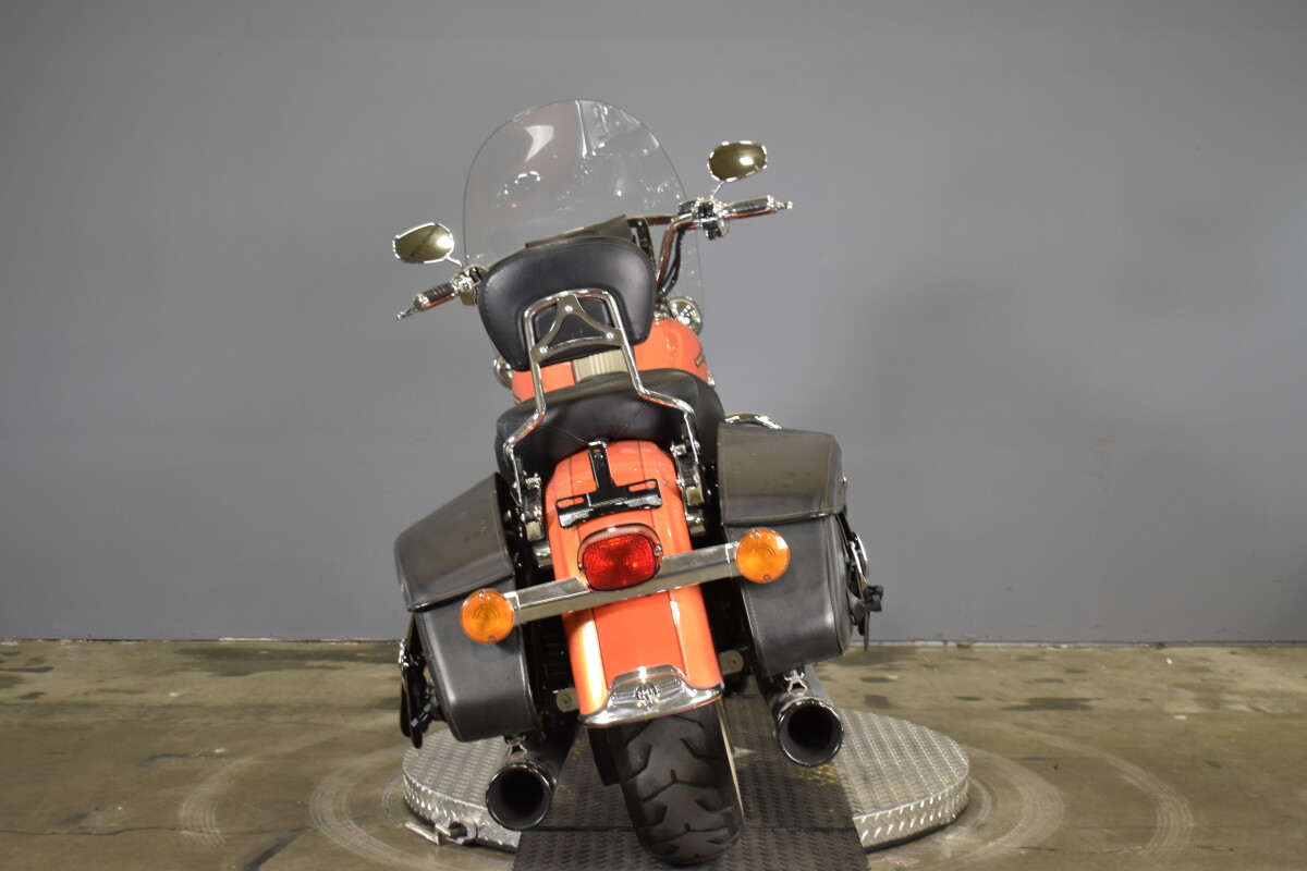 2012 Harley-Davidson Road King Classic FLHRC - Photo 7