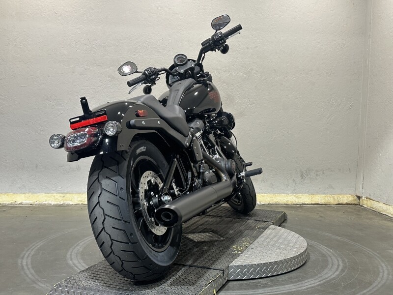 Harley-Davidson Low Rider S 2025 FXLRS 84634457 VIVID BLACK - Photo 7