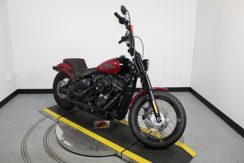 Harley-Davidson Street Bob 2020 FXBB 019519T BILLARD RED/BLK W/PINSTRIPE - Photo 2
