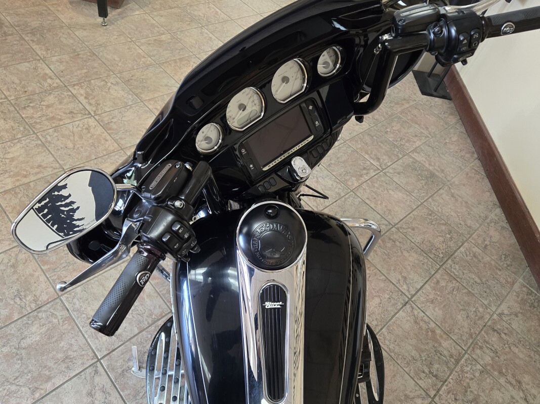 2016 Harley-Davidson Street Glide Special Vivid Black - Photo 4