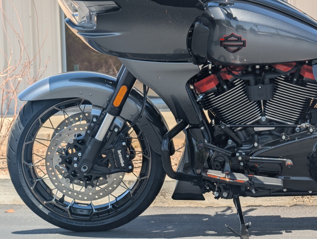 2025 Harley-Davidson CVO Road Glide - Photo 5