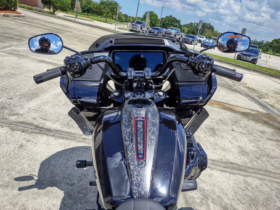 CVO Road Glide ST - Photo 9
