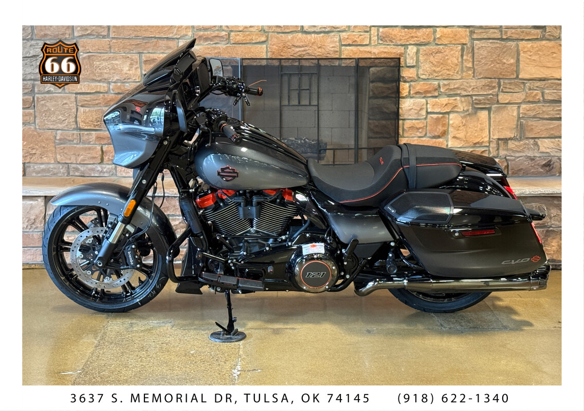 2025 Harley-Davidson CVO Street Glide Raven Fade - Photo 3