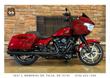 2025 Harley-Davidson Road Glide Brilliant Red