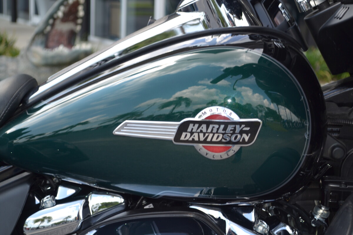 2024 Harley-Davidson Tri Glide Ultra - FLHTCUTG - Photo 4