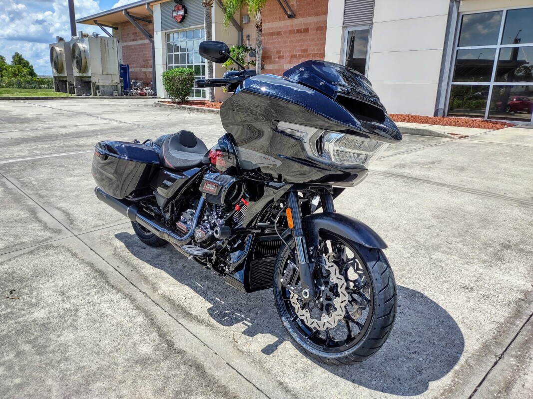 CVO Road Glide ST