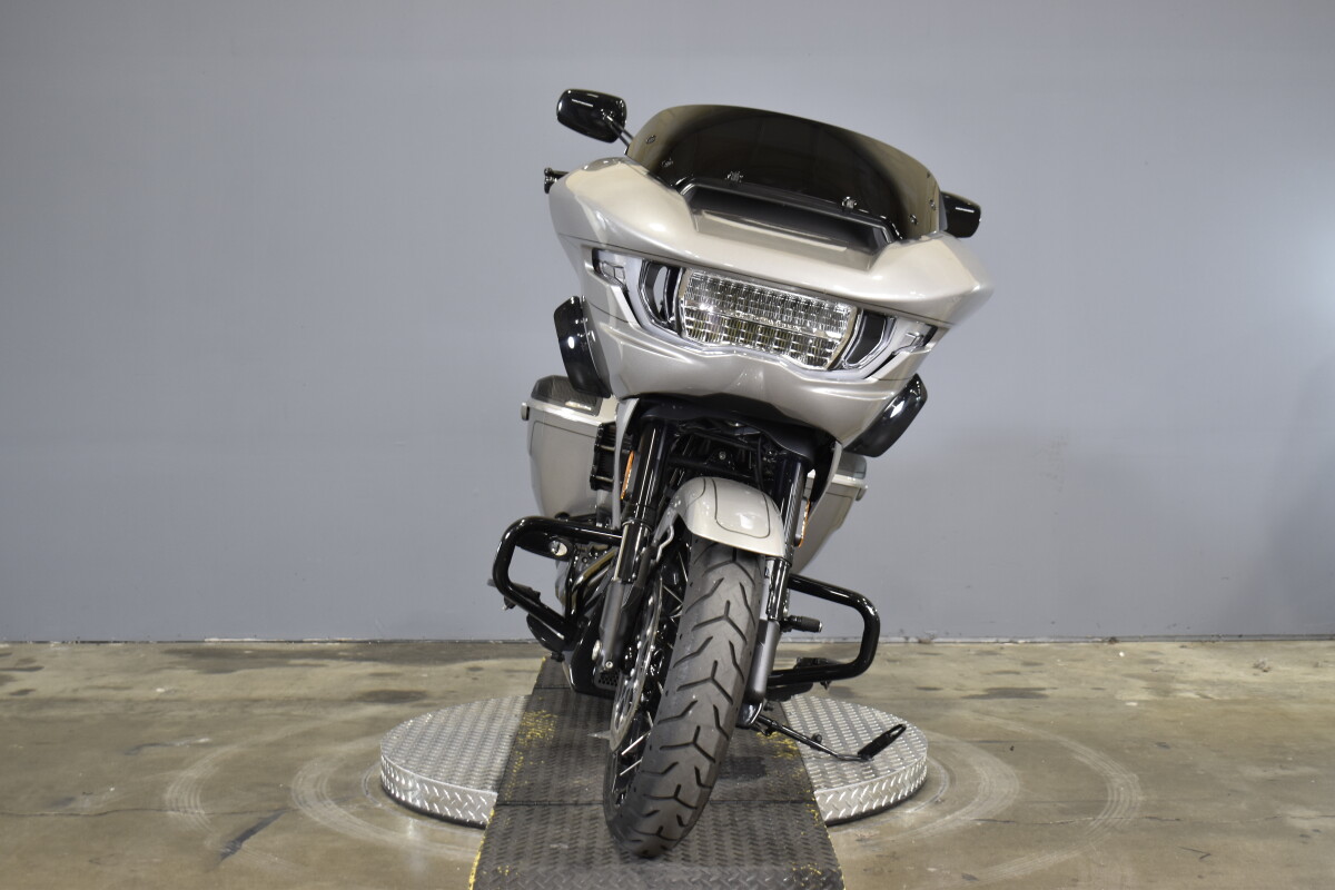 2023 Harley-Davidson CVO Road Glide FLTRXSE - Photo 3