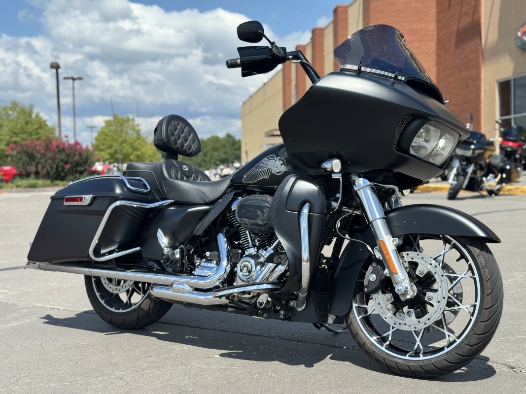 2022 Harley-Davidson Road Glide Special FLTRXS Black Denim 639921 - Photo 2