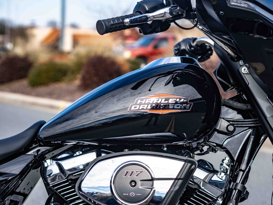 FLHX 2025 Street Glide - Photo 10