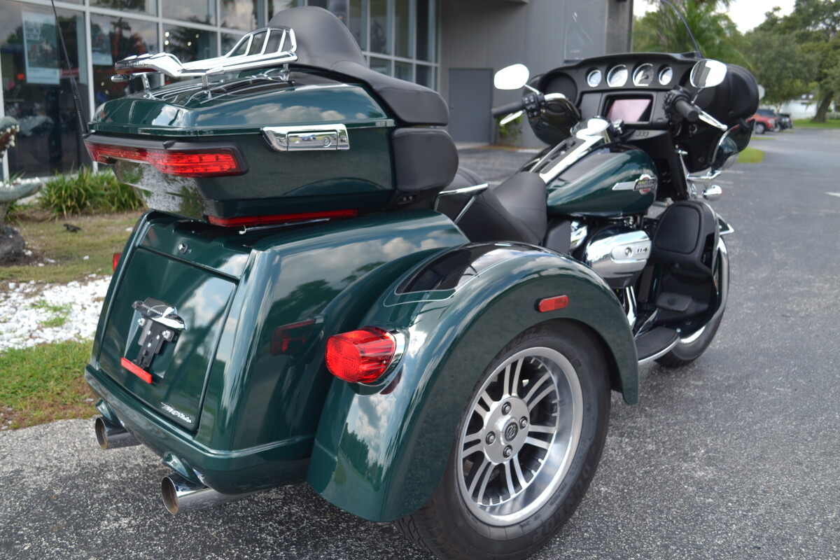 2024 Harley-Davidson Tri Glide Ultra - FLHTCUTG - Photo 7