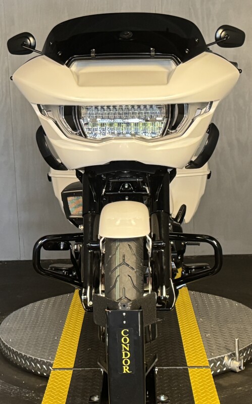 2025 Harley-Davidson Road Glide FLTRX WHITE ONYX PRL - Photo 2