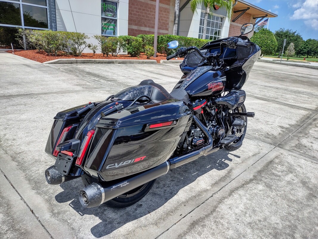 CVO Road Glide ST - Photo 4