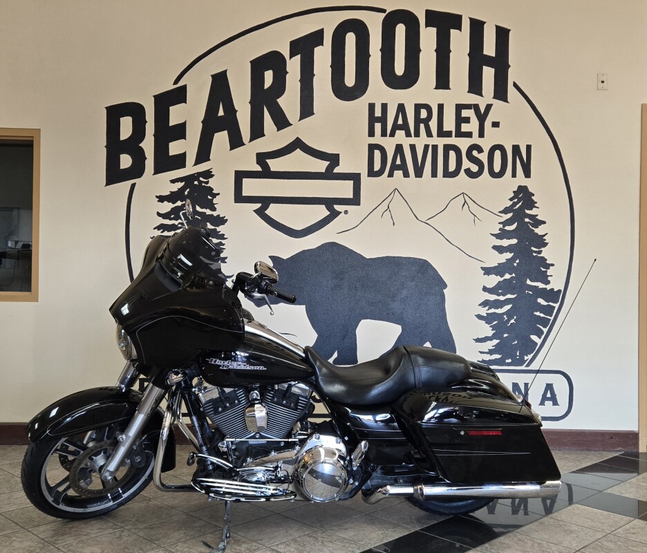 2016 Harley-Davidson Street Glide Special Vivid Black