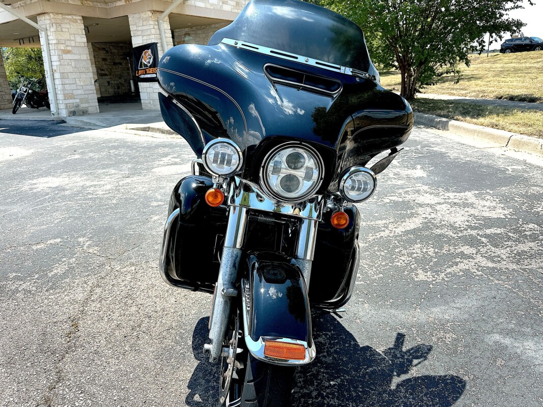 2014 Harley-Davidson Electra Glide Ultra Classic FLHTCU - Photo 10
