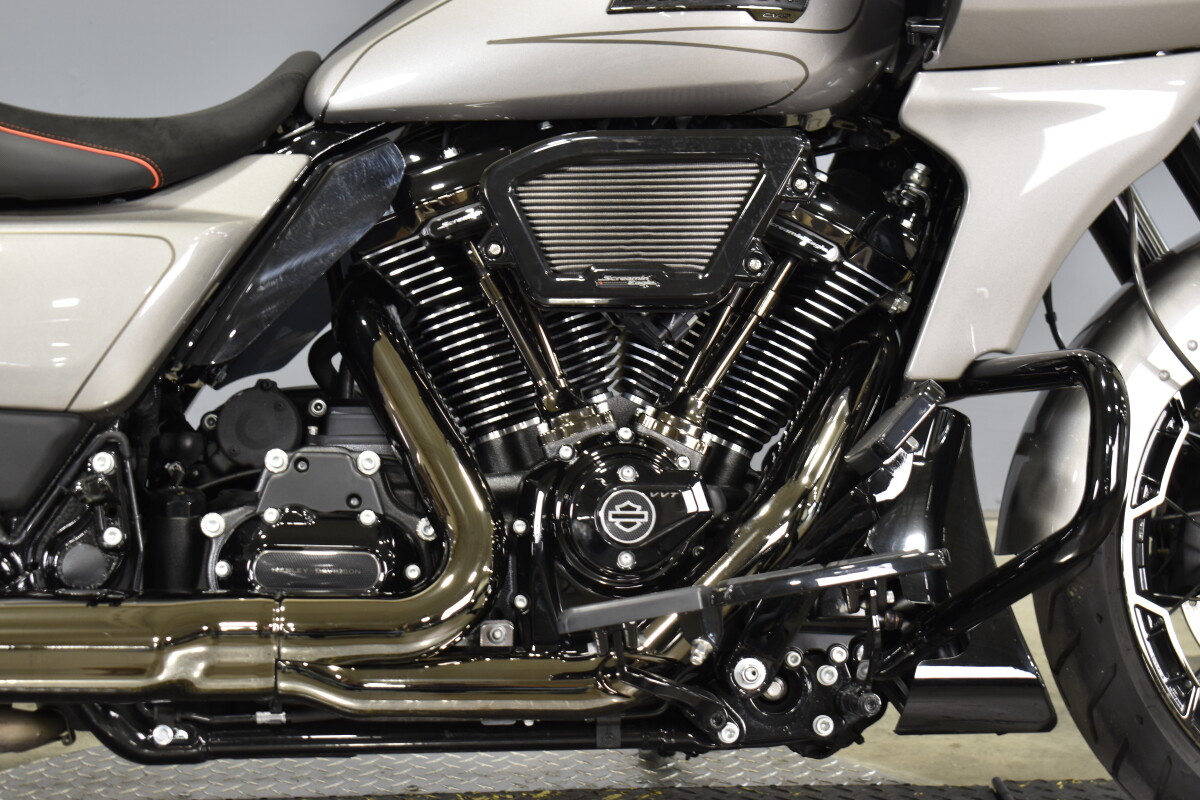 2023 Harley-Davidson CVO Road Glide FLTRXSE - Photo 10