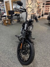 2025 Harley-Davidson® FXBB Street Bob™ 117 thumb 3