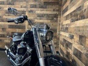 2025 Harley-Davidson® Fat Boy® Vivid Black FLFB thumb 1
