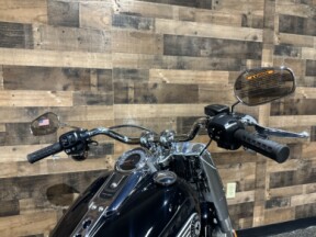 2025 Harley-Davidson® Fat Boy® Vivid Black FLFB thumb 0