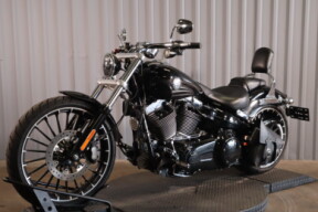 2017 Harley-Davidson® Breakout® FXSB thumb 0