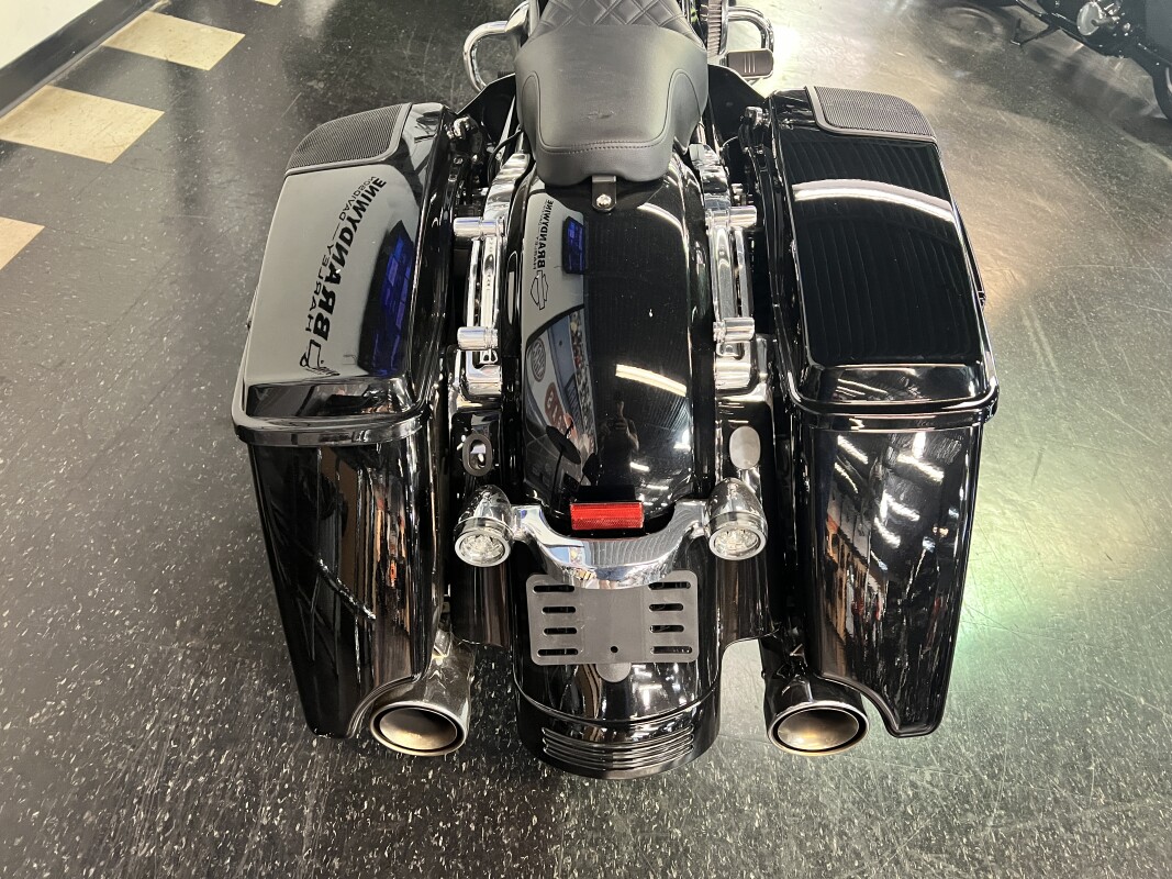 2023 Harley-Davidson Street Glide Special Vivid Black FLHXS - Photo 9