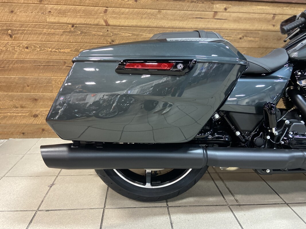 2025 Harley-Davidson Street Glide Iron Horse Metallic - Black Finish FLHX - Photo 5
