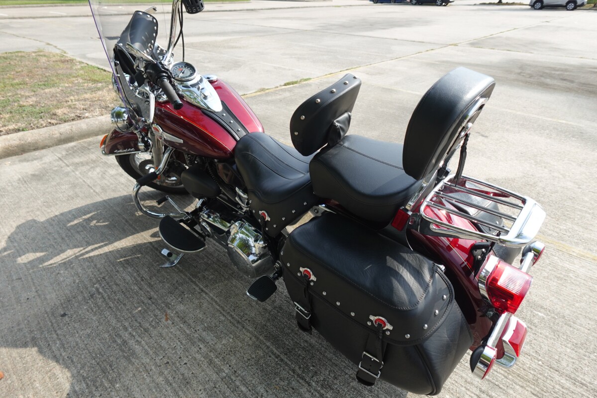 2017 Harley-Davidson Heritage Softail Classic FLSTC - Photo 6