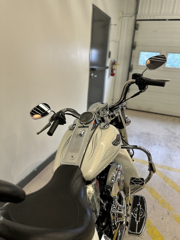 2003 Harley-Davidson Road King Classic Golden White Pearl - Photo 8