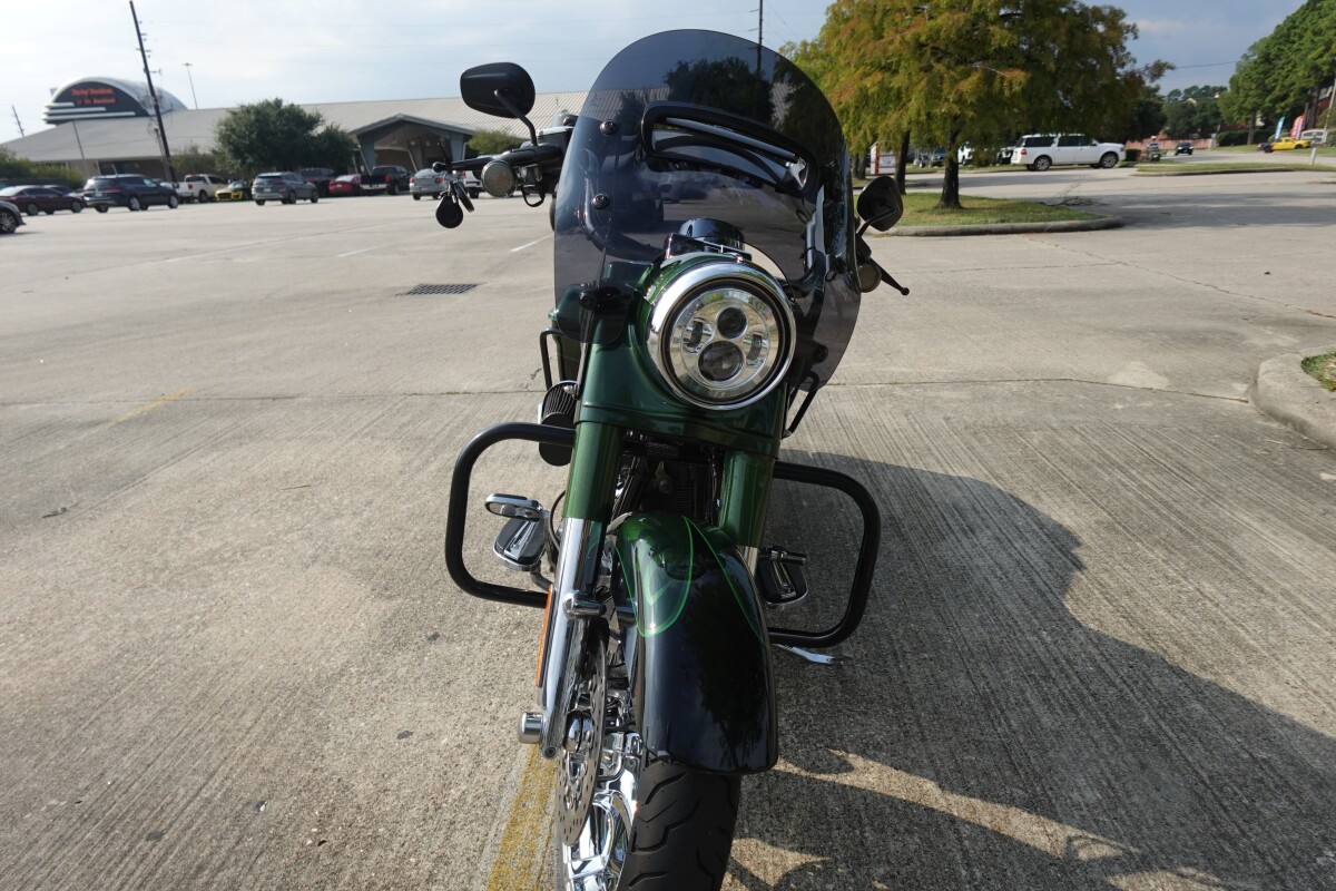 2014 Harley-Davidson CVO Road King FLHRSE5 - Photo 3