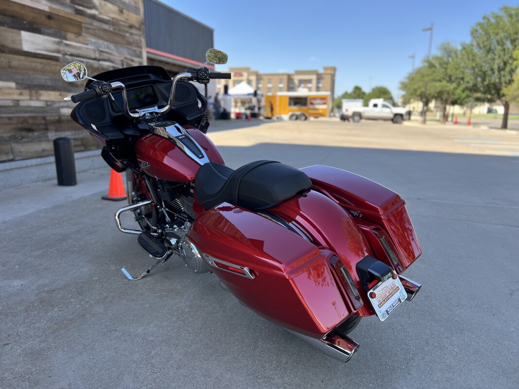 2025 Harley-Davidson Road Glide Brilliant Red - Photo 6