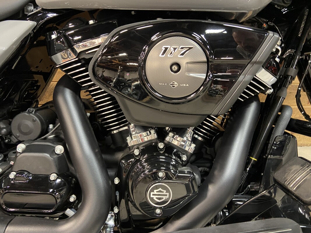 2025 Harley-Davidson Road Glide Billiard Gray - Black Finish FLTRX - Photo 3