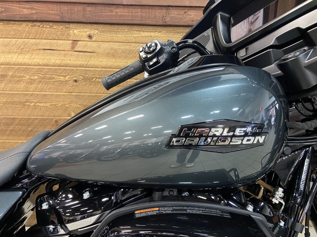 2025 Harley-Davidson Street Glide Iron Horse Metallic - Black Finish FLHX - Photo 2