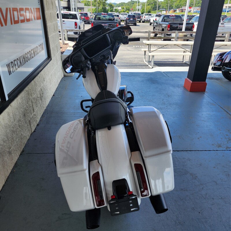 2025 Harley-Davidson Road Glide - Photo 10