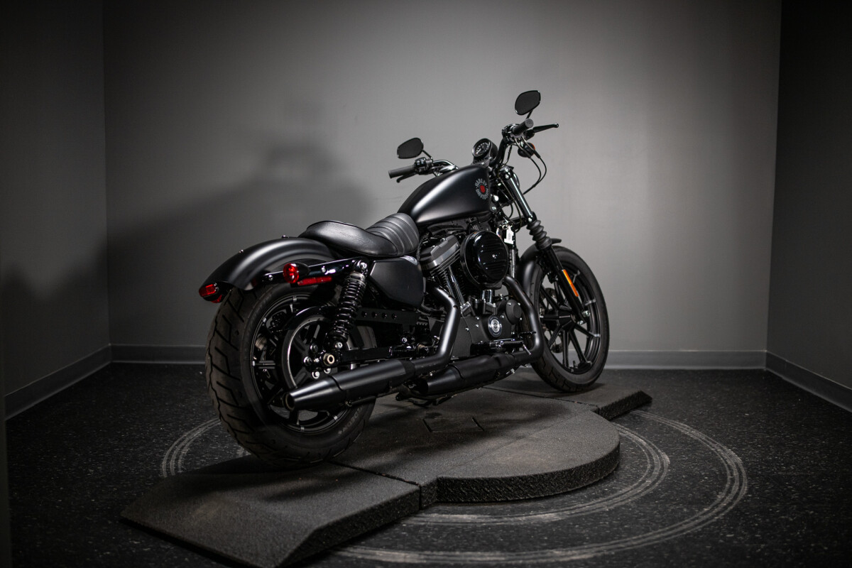 2022 Iron 883 (XL883N) - Photo 8