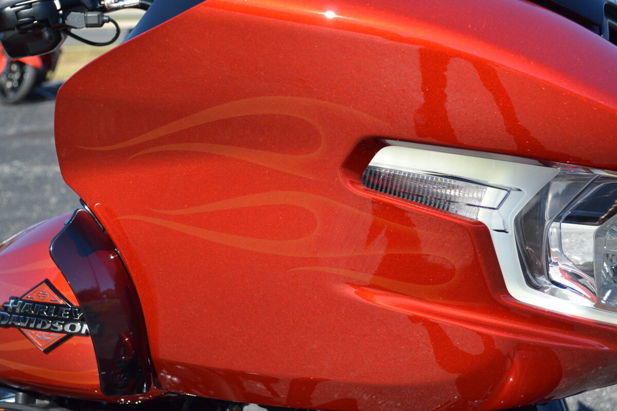2025 Harley-Davidson Road Glide Whiskey Firestorm - Black Finish - Photo 4