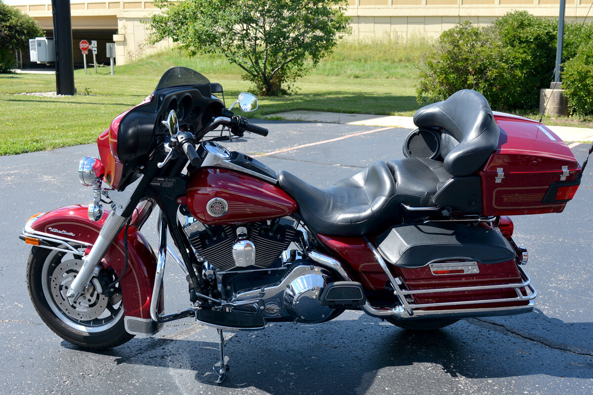 2004 Harley-Davidson Electra Glide Ultra Classic Peace Officer SE Lava Red Sunglo - Photo 3