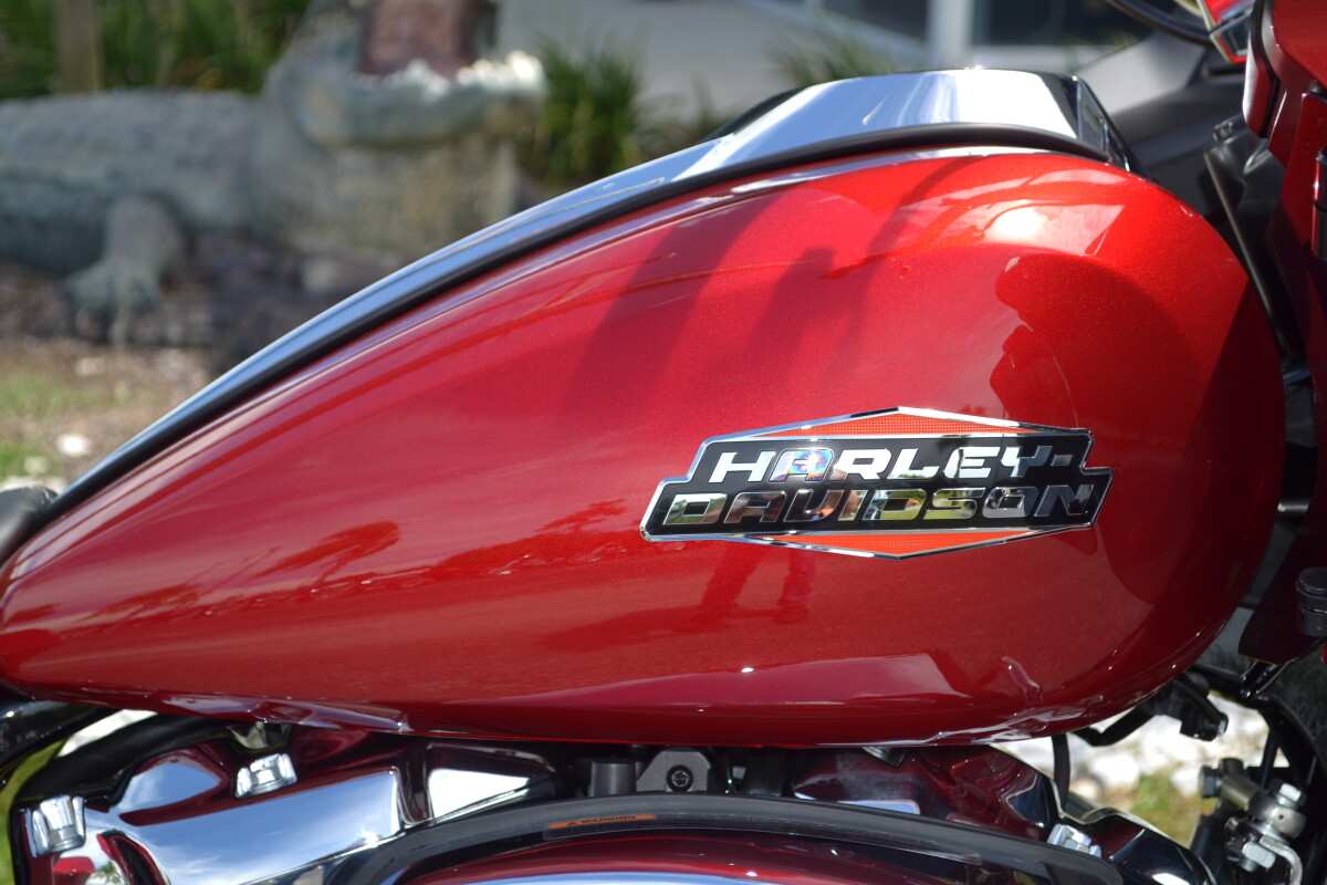 2025 Harley-Davidson Road Glide Brilliant Red - FLTRX - Photo 4