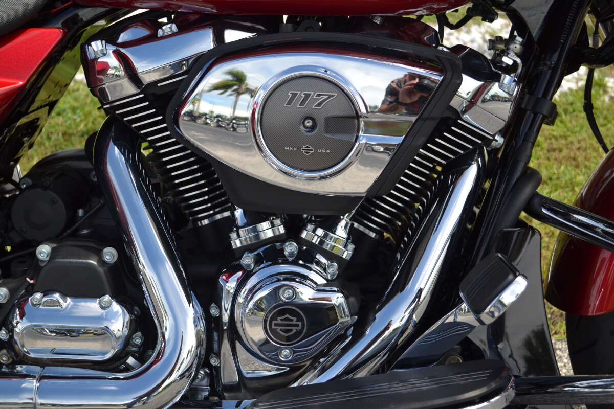 2025 Harley-Davidson Road Glide Brilliant Red - FLTRX - Photo 5