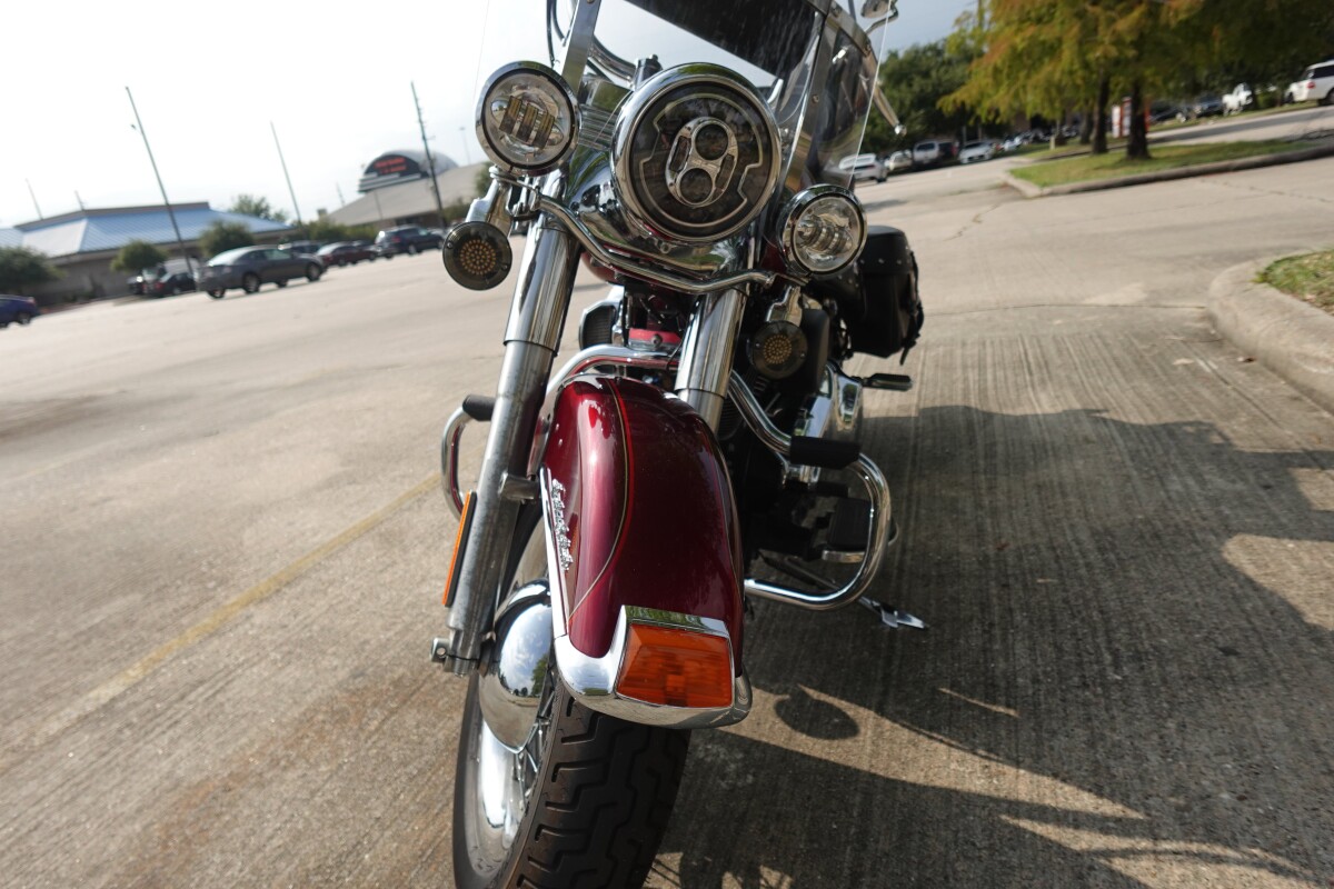 2017 Harley-Davidson Heritage Softail Classic FLSTC - Photo 3