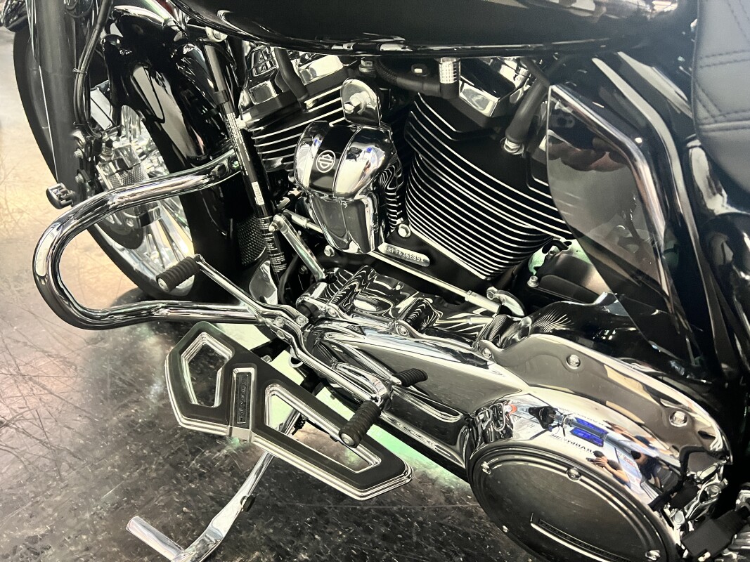 2023 Harley-Davidson Street Glide Special Vivid Black FLHXS - Photo 8