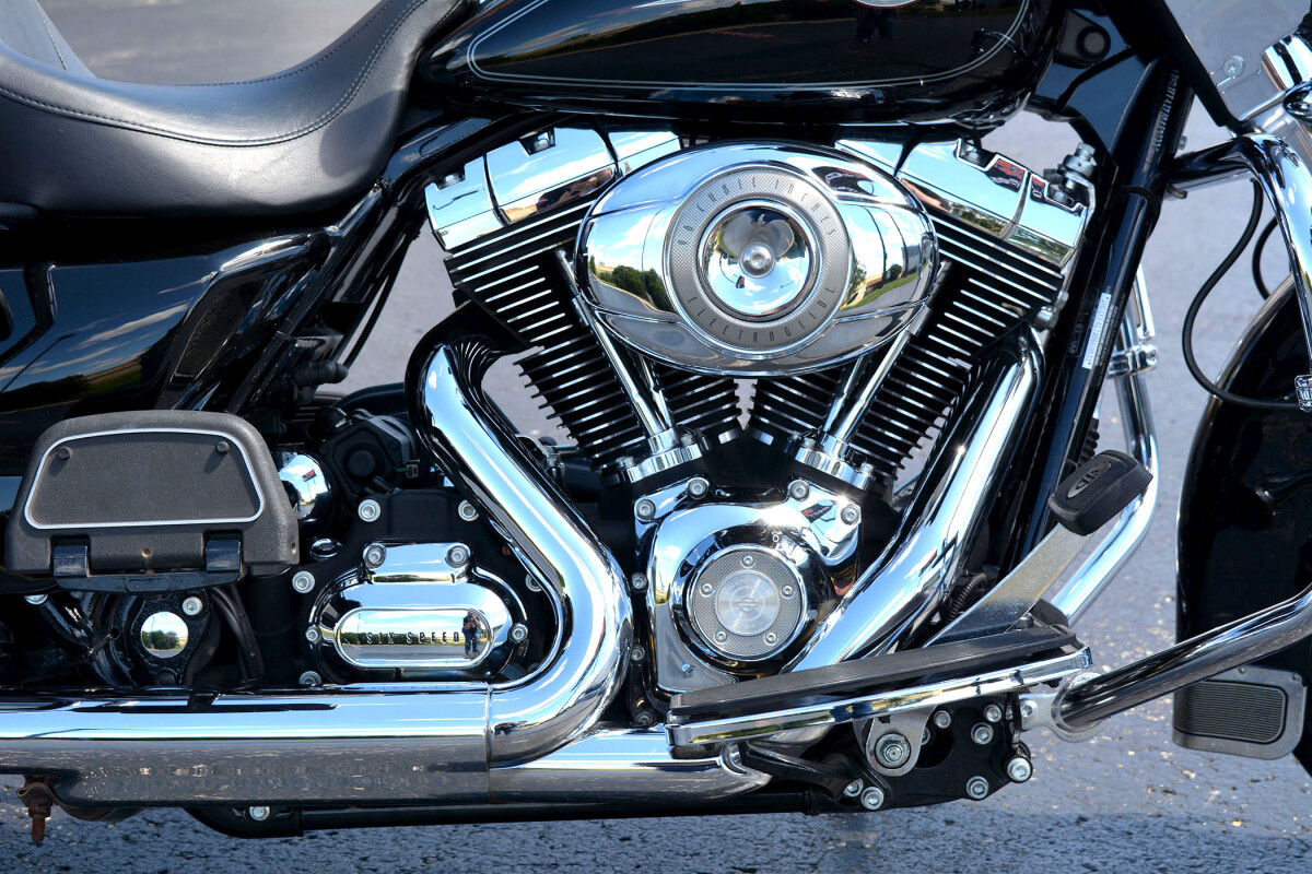 2010 Harley-Davidson Electra Glide Classic Black - Photo 9