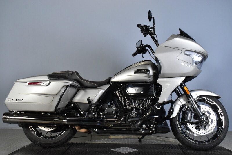 2023 Harley-Davidson® CVO™ Road Glide® LTD Anniversary FLTRKSEANV
