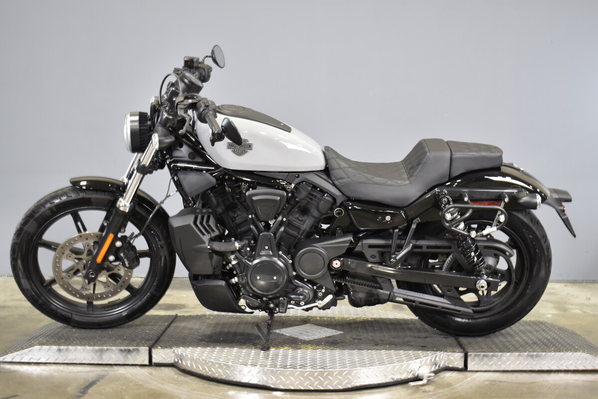 2025 Harley-Davidson Nightster RH975 - Photo 5