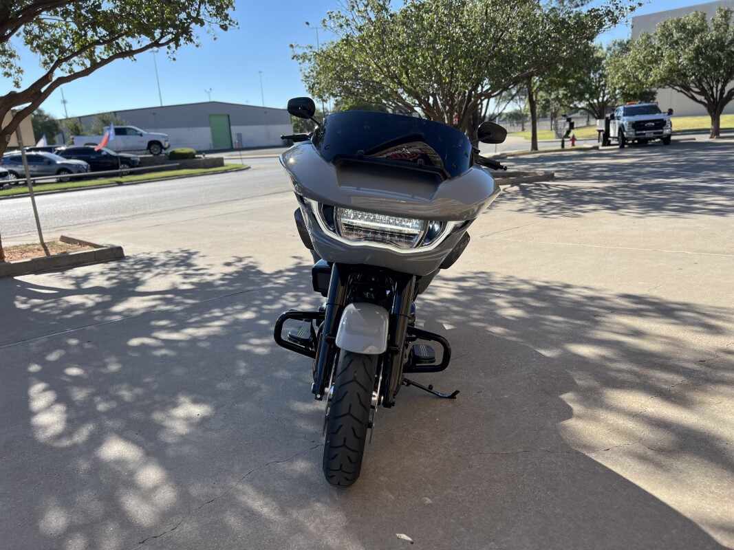 2025 Harley-Davidson Road Glide Billiard Gray - Black Finish - Photo 3
