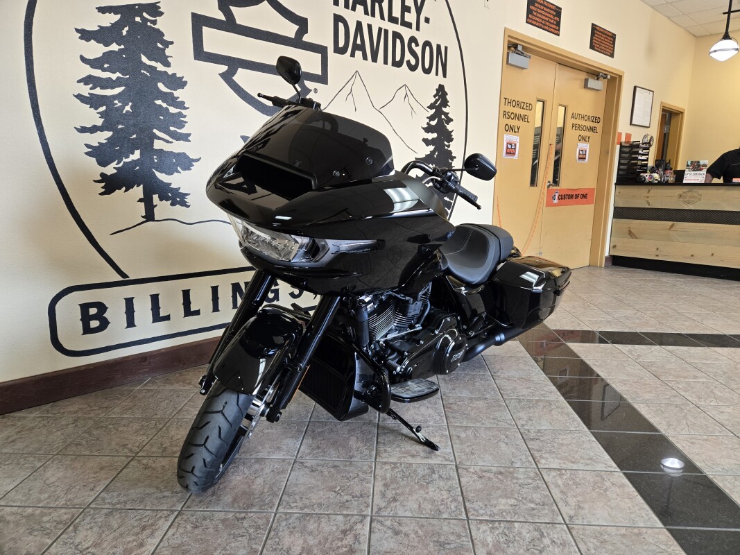 2025 Harley-Davidson Road Glide Vivid Black - Black Finish - Photo 5