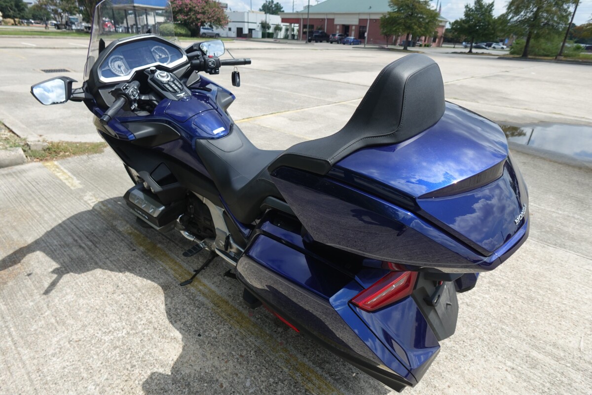 2018 Honda Gold Wing Tour DCT GL1800D - Photo 6