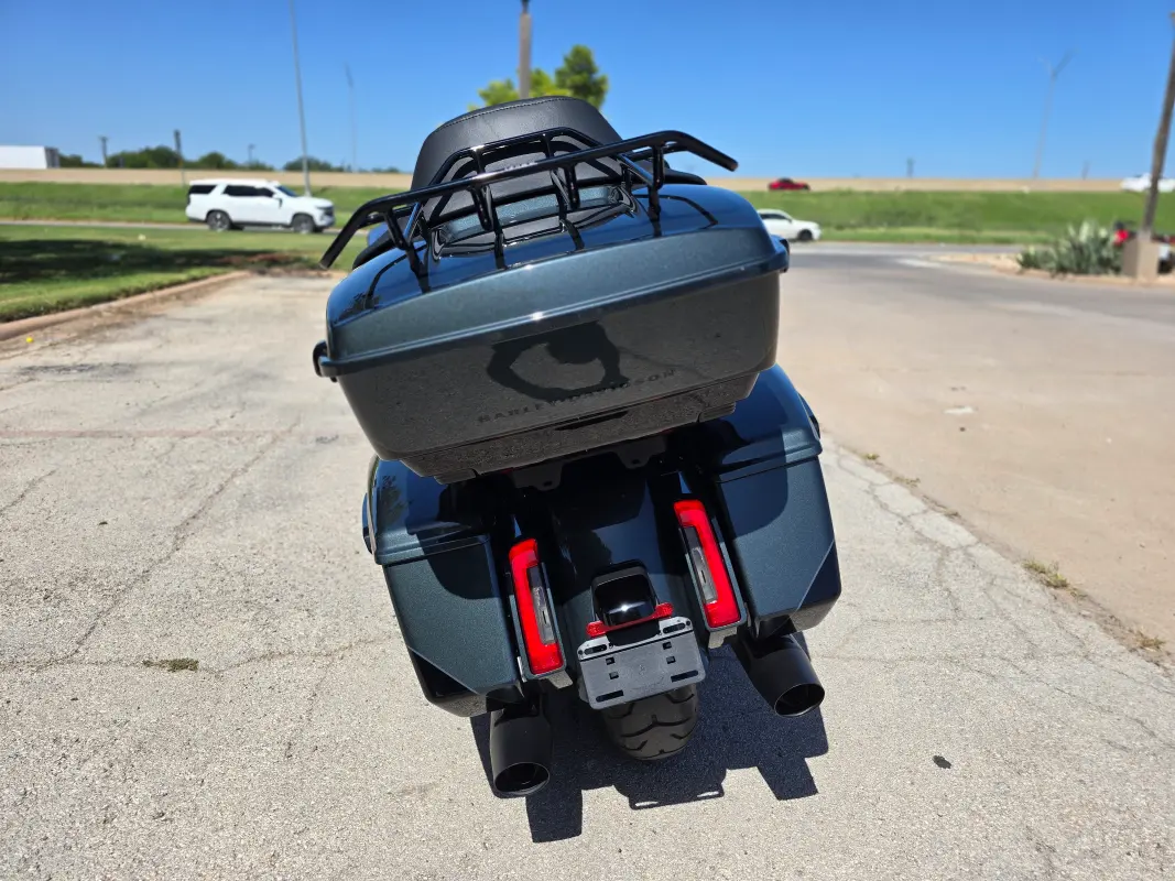 2025 Harley-Davidson Street Glide Ultra - Photo 6
