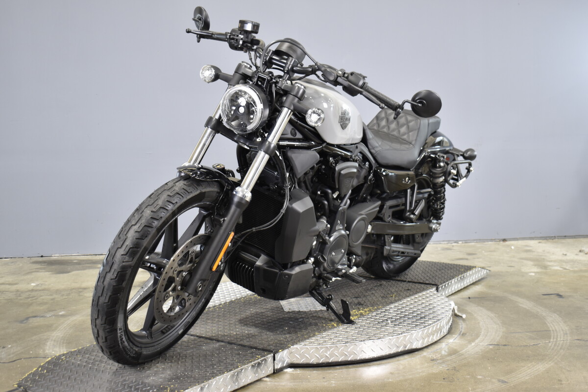 2025 Harley-Davidson Nightster RH975 - Photo 4