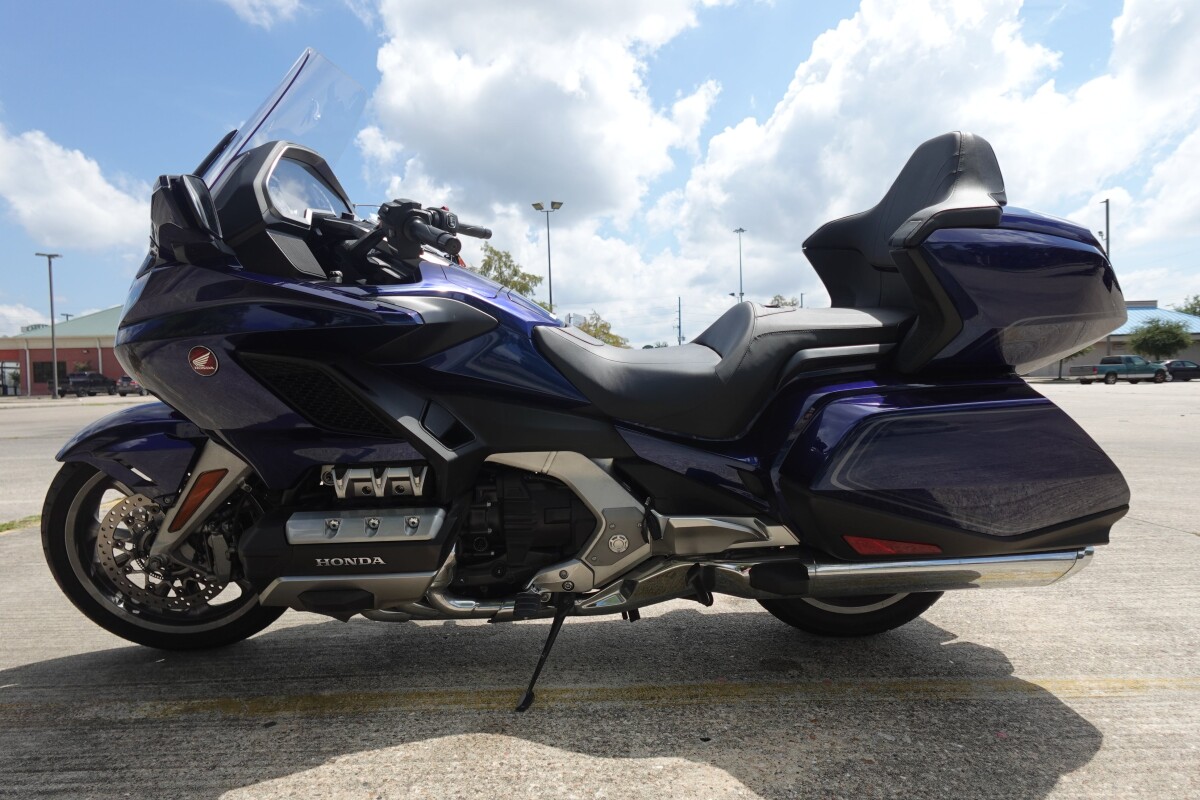 2018 Honda Gold Wing Tour DCT GL1800D - Photo 5
